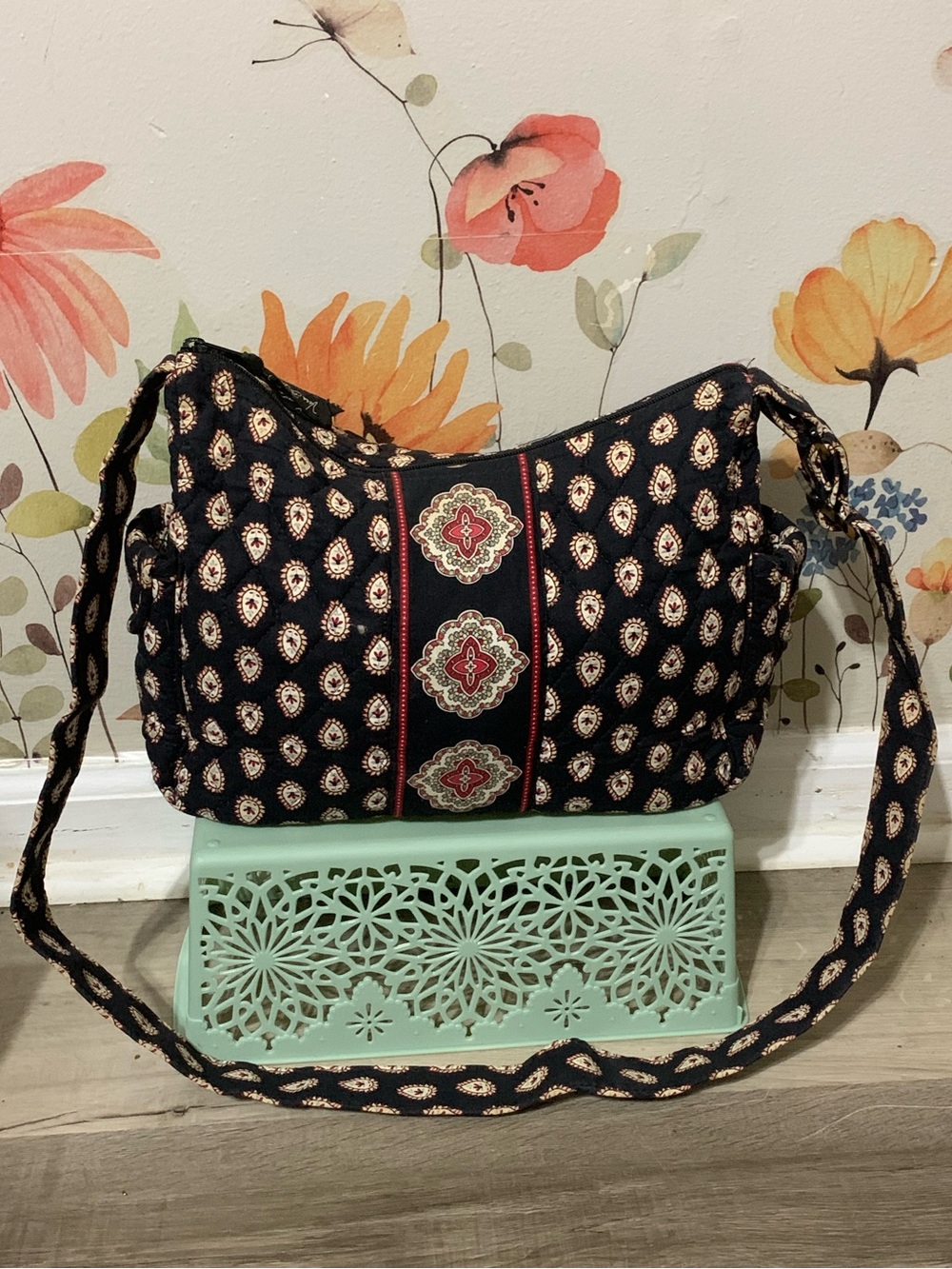 Vera Bradley Vintage Classic Black On the Go Shoulder Bag - Red & White Accents
